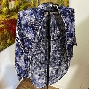 One The Land size large blue white cover up poncho casual dressy comfy‎ unique